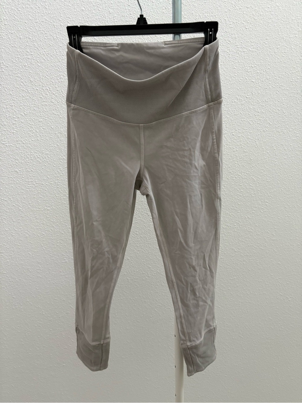 LULULEMON High-Waist Cropped Leggings in Light Taupe